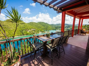 The Villa On The Bay