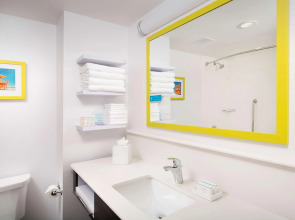 Hampton Inn Miami - Airport East, FL