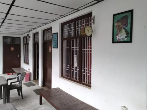 International Youth Club - Hostel