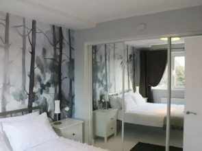 Stunning Clifton Flat in Amazing Central Location