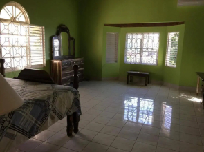 3 Br Townhouse In Montego Bay - Prj 1456