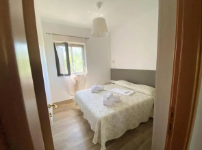 2 bedrooms appartement with shared pool jacuzzi and enclosed garden at Vieste