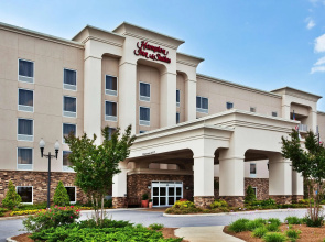 Hampton Inn & Suites Lanett-West Point