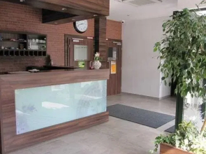 F Team Hotel