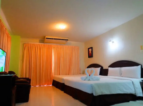 Dancenter Luxury Underwater World Pattaya