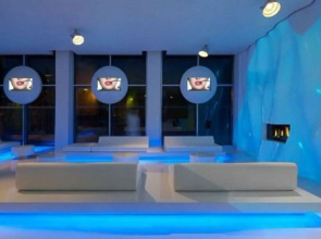 i-Suite Hotel