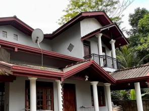 Impeccable 3-bed House in Unawatuna, Galle