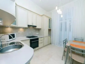 VIP 2 bedroms right near Khreashatik