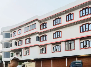 OYO 27675 Hotel Am Palace