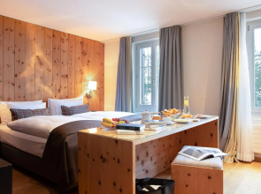 Adula Hotel