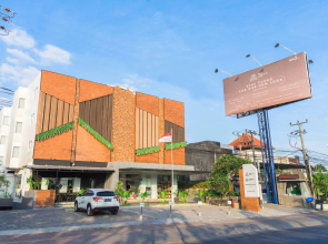 Berry Biz Hotel Powered by Archipelago