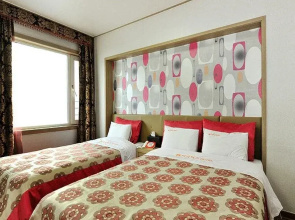 Iris Hotel