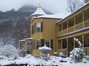Fairlawn Inn