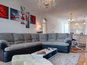 Leisure Apartment