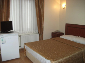 Emos Hotel