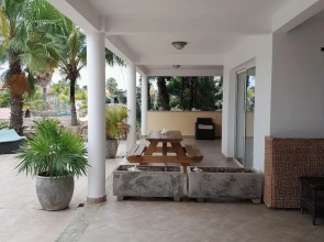 Bella Breeze Resort