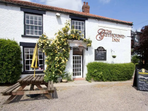 Greyhound Inn