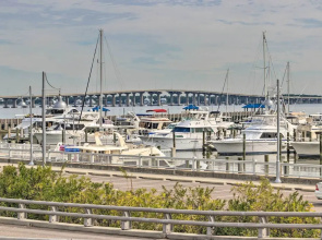 Walk to Beach From Chic Old Town Apartment w/ Yard