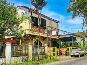 OYO Life 92568 Penginapan Joglo Syariah
