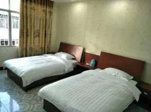 Qichun Spring Apartment