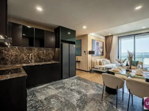 Lumiere Riverside Suite Vip