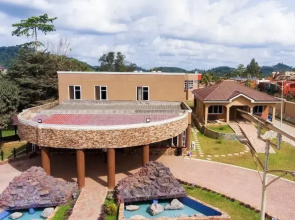 Eagles'Nest International Hotel