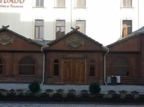 Tuado Hotel