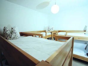 Berg Blick - Hostel & Dorfcafé
