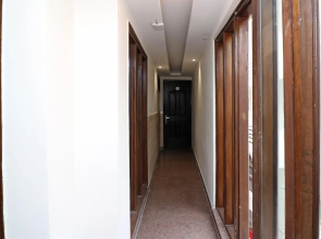 OYO 61581 Krisjal Inn