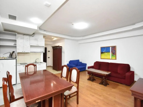 Armenak apartments N20