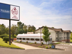 Travelodge by Wyndham Brunswick near Frederick
