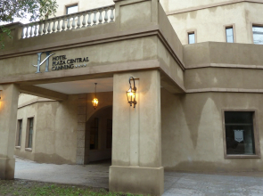 Hotel Plaza Central Canning
