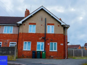 Cradley Manor - Spacious 6 Bedroom House