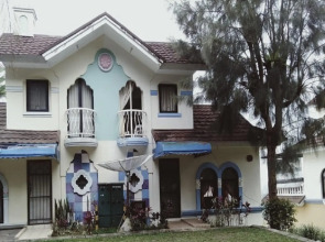 Villa Kota Bunga Vinca