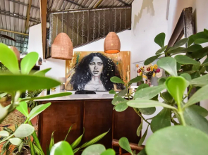 Jacaranda Hotel & Jungle Garden