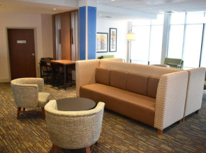 Holiday Inn Express & Suites Boston South - Randolph by IHG