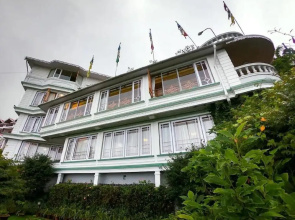 Singtom Tea Estate & Resort