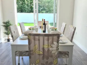 Bay Area House, Spiddal
