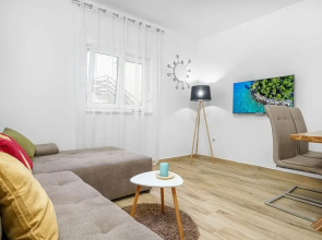 "air-conditioned Apartment on the Ground Floor With 2 Bedrooms"