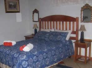 Eleventh Avenue GuestHouse  Conferencing