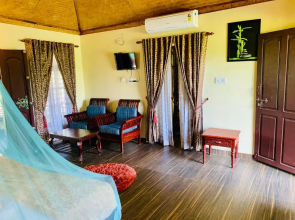 Maadathil Cottages