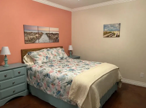 Candlelight Cottages by the Beach