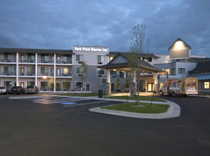 Park Point Marina Inn