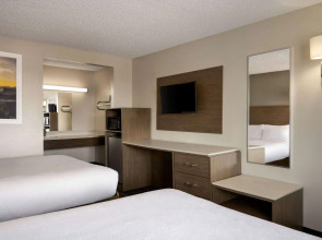 Days Inn by Wyndham Fresno South