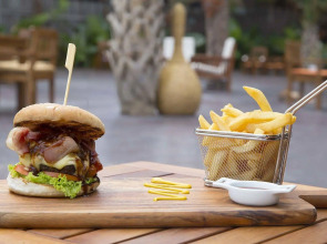 Mali Resort Sunrise Beach