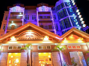 Cherry Queen Hotel