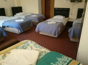 Istanbul Paris Hotel & Hostel