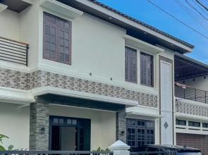RedDoorz Syariah near Stasiun Madiun 2