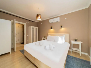 Cozy Flat with Balcony near Beach in Konyaalti
