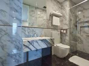 THE FACE Style Hotel